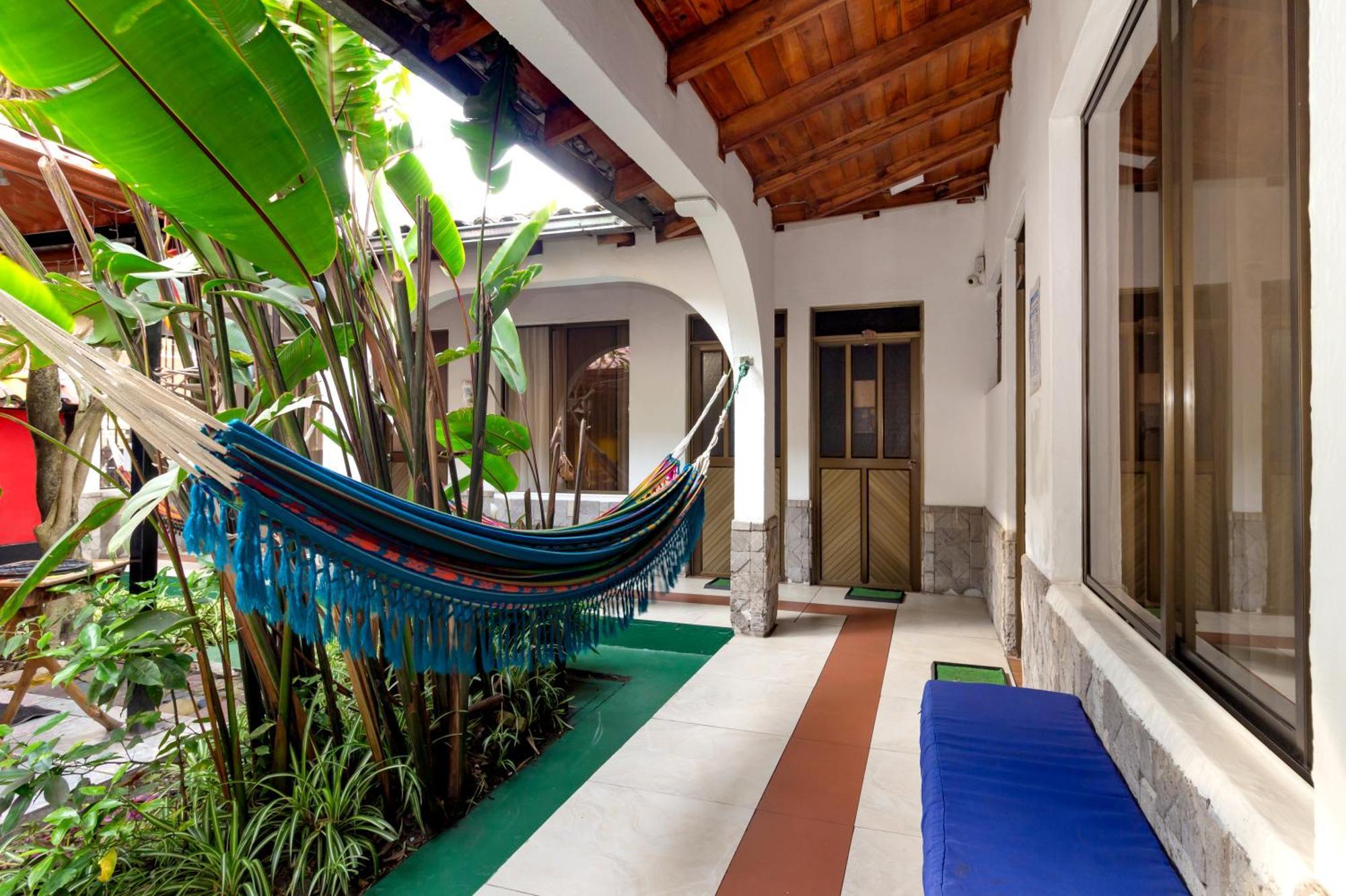 Santa Cruz Backpackers Hostal Баньос Экстерьер фото