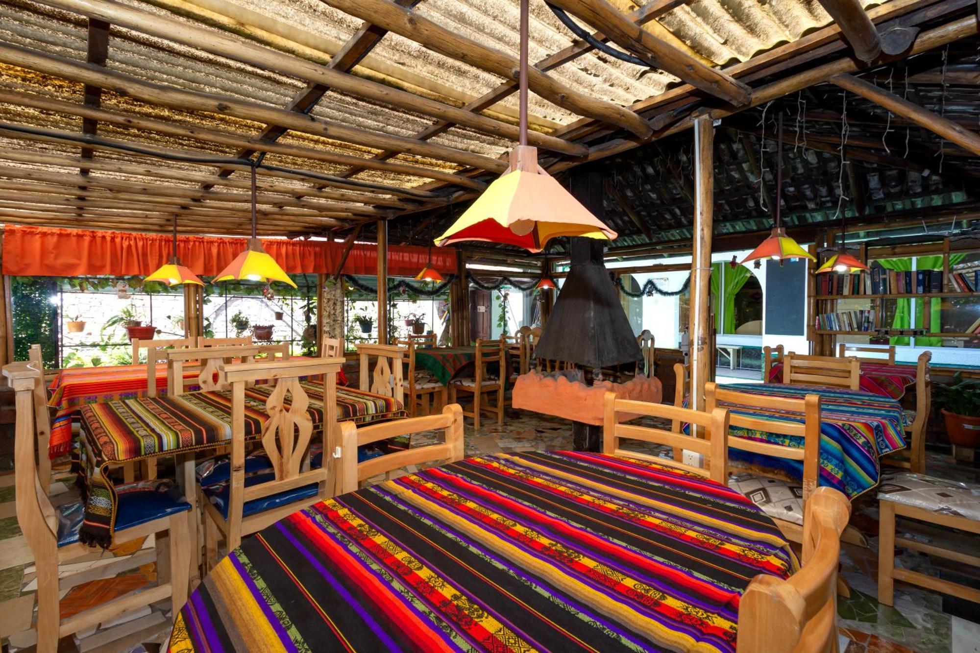 Santa Cruz Backpackers Hostal Баньос Экстерьер фото